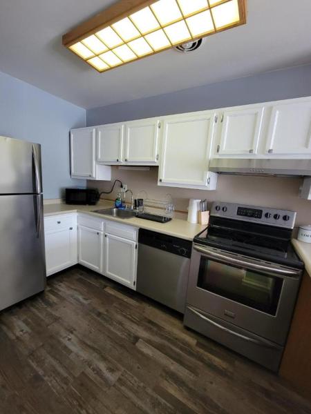 1br With Balcony, Pool & Ev Charging, Elkins Park - Bucks County, PA