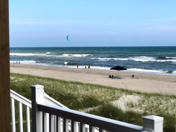 Beachfront Shoreline E - Emerald Isle, NC
