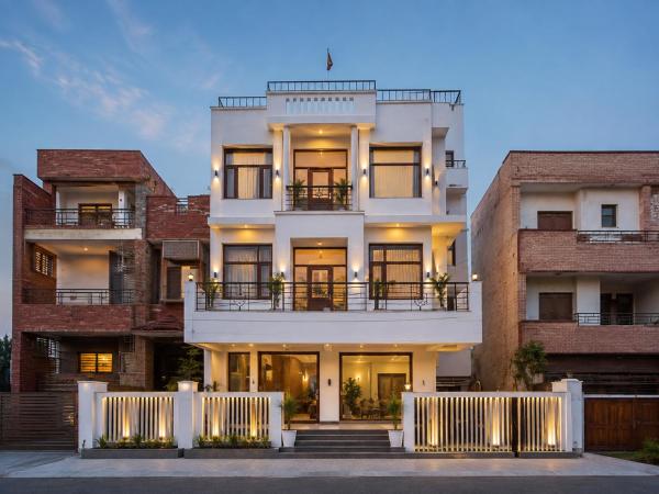 Hotel Eden Villa Sec 20 Noida - Noida