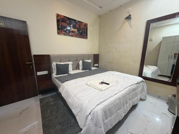 Shree Khedapati Hotel Food & Resorts - Dewas