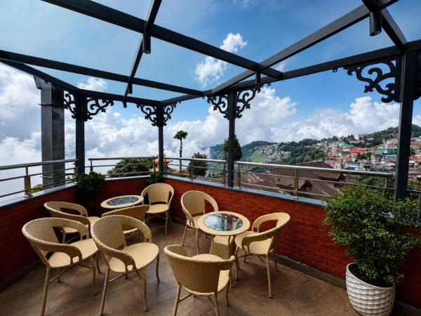 The Zam Bala Hotel In Darjeeling - Darjeeling