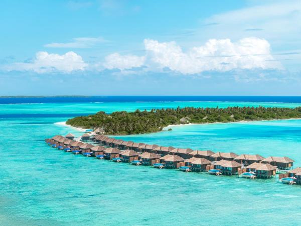 Hideaway Beach Resort & Spa - Complimentary Return Shared Seaplane Or Domestic Flight For Two Guests For A Minimum Of 7 Nights Or More For Stays Until 30th September 2026 - Maldivler