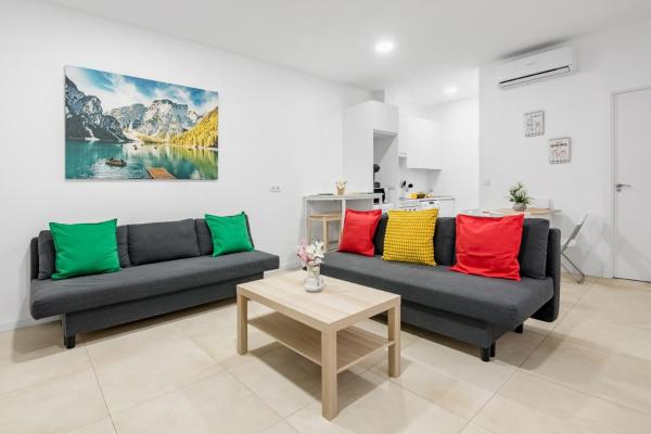 Studio New Complete Metro Supermarkets - Fuenlabrada