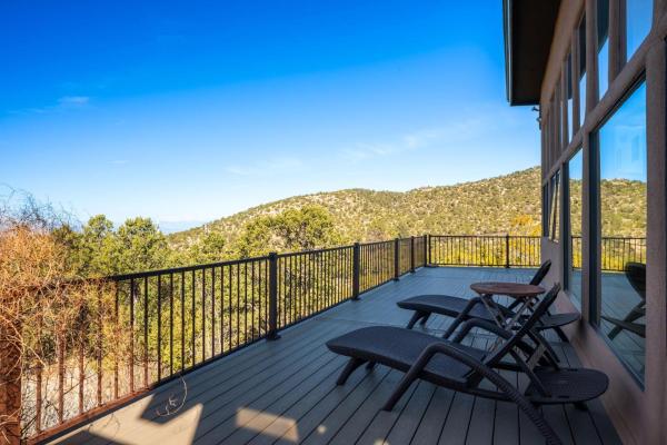 The Grand Overlook Main House In Santa Fe, Nm - Santa Fe, NM