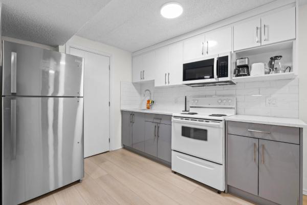 Calgary Yyc Airport Basement Suite - Calgary