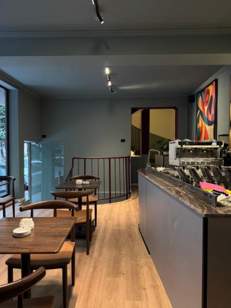 Dada Art Gallery - Hotel - Tirana