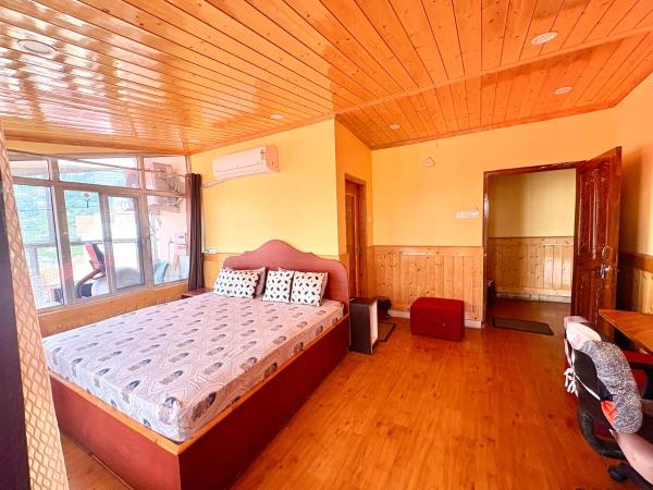 Silver Cedar Homestay - Shimla