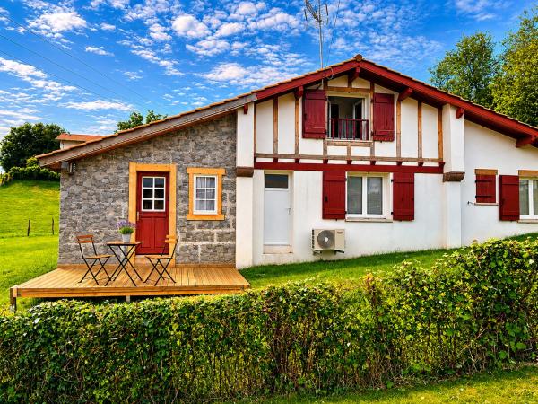 Xoriekin Borda 2- Studio 2 Personnes Dans Ancienne Ferme Basque - Ascain