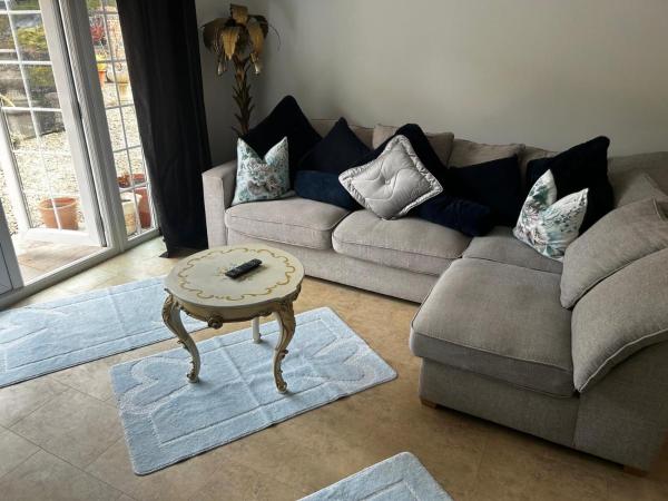 Flat 4, Meadow View - Berkshire
