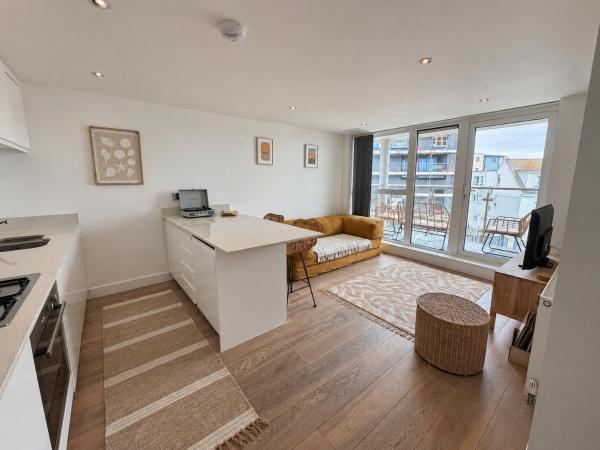 9 Ocean Gate - Newquay