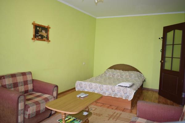 Fotografie 7: Apartment on Vasylya Chervoniya 67