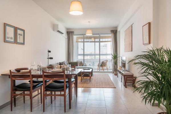 Quiet & Spacious 2-bedroom Apartment Near Old Town - Nicosia