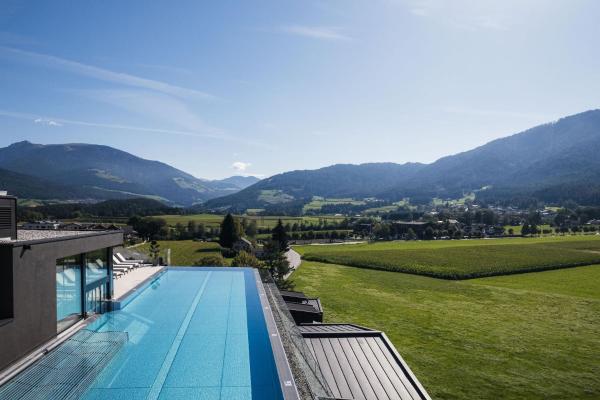 Hotel Majestic - Unique Spa Resort - Bruneck