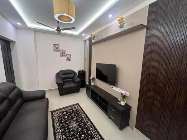 Pr Home Stay - Ćennaj