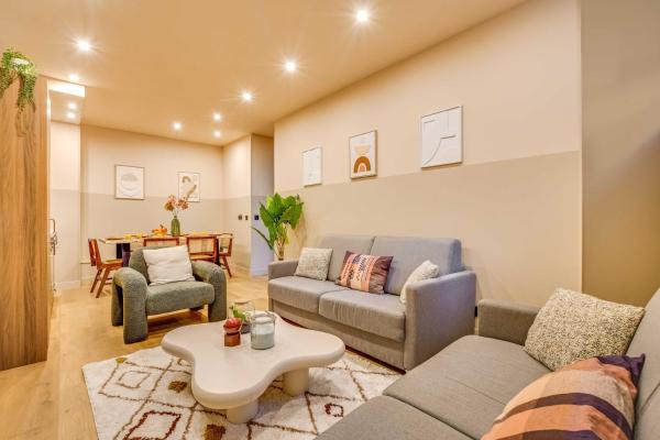 Spacious Apartment - 2br 10p - Place D'italie - Le Raincy