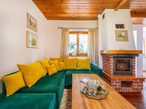 Comfortable Holiday Home With A Fireplace, Bobolin - Dąbki