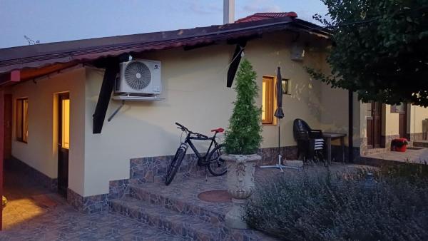 The Swan Farmhouse 3bd Guest House - Județul Călărași