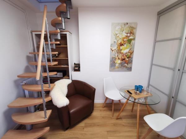 5 Mins Rer St Germain En Laye, Hyper-center - Wei&pei Apartment - Versailles