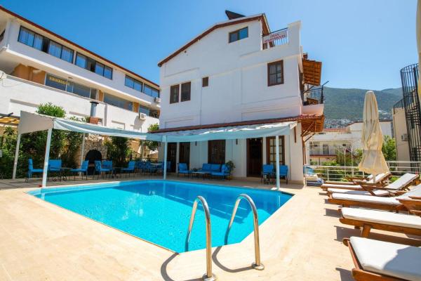 Charming 2-bedroom Apartment With Shared Pool In Kalkan, Turkey - Kalkan