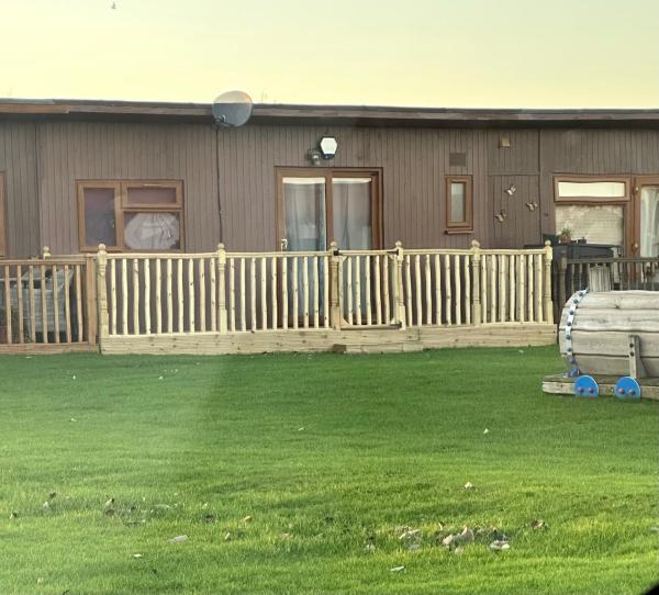 Cabin Sleeps 2 With Parking And Balcony - Sutton on Sea