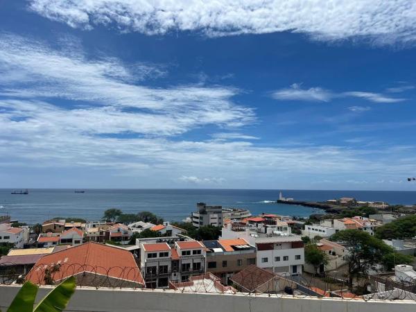 Jesmir House - Praia