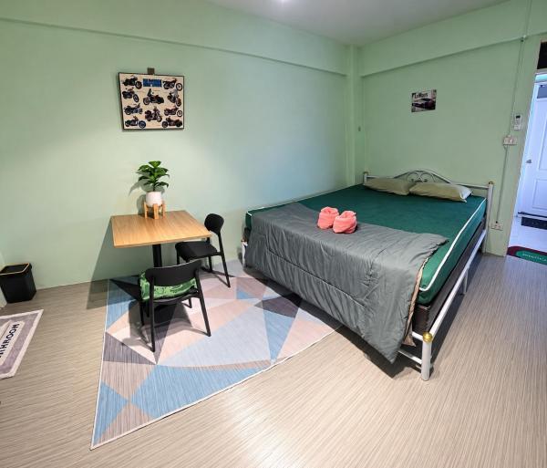 812 Quiet Ac Apartment With Balcony & Free Wifi - 曼谷
