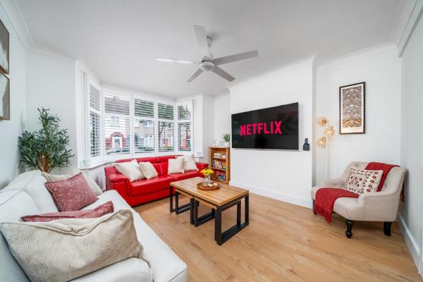 Luxury Air Conditioned House For 11 Near Station - イルフォード
