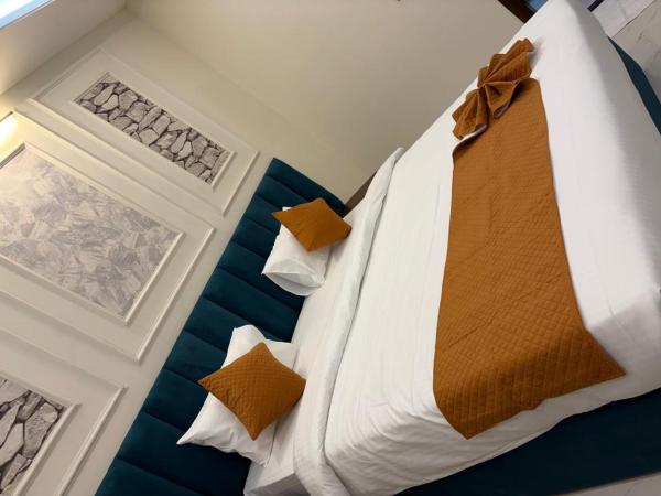 Hotel Ginni Banni - Govardhan