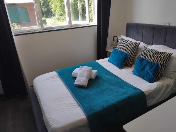 Ew Guesthouse Ideal Location For Bhx & Nec - Receptionless - Solihull