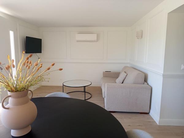 Air-conditioned Apartment With Terrace - Langon
