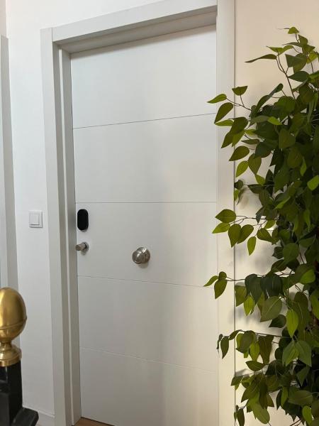 Espectacular Apartamento Camas - Camas