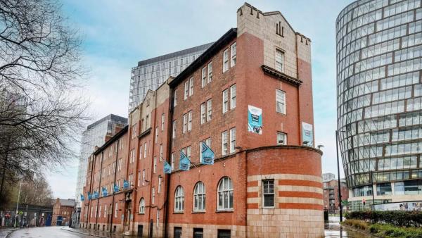 For Students Only - Ashton House In Manchester - Rochdale