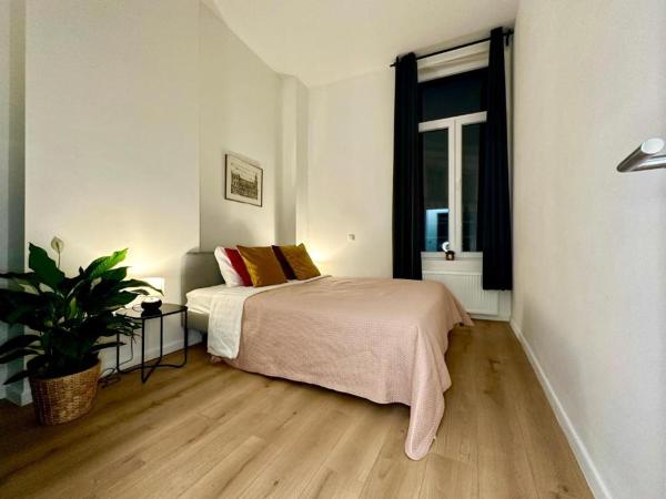 Luxury Suites Mons By Rikas Hotels - Mons