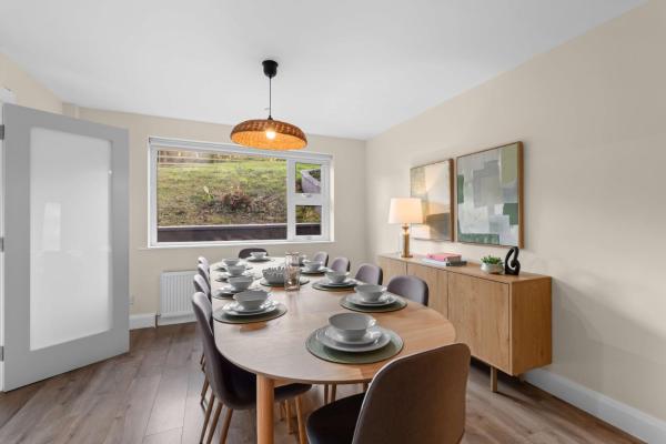 Central 6 Bed Town House In Donegal Town - Donegal