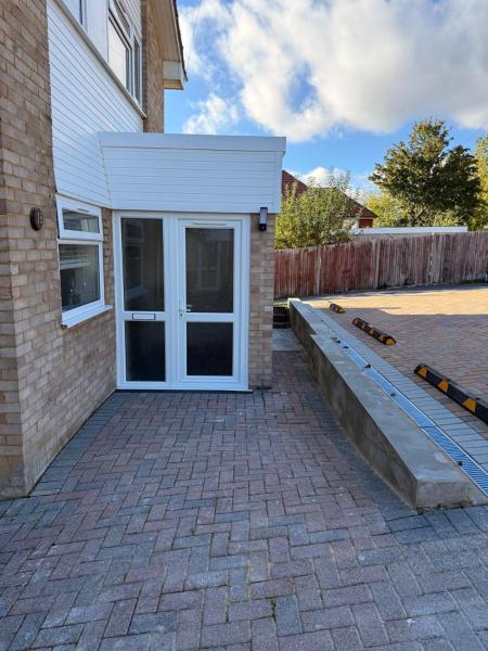 Contractor Haven Cr2 Secure Parking For 3 Vans And Car - London