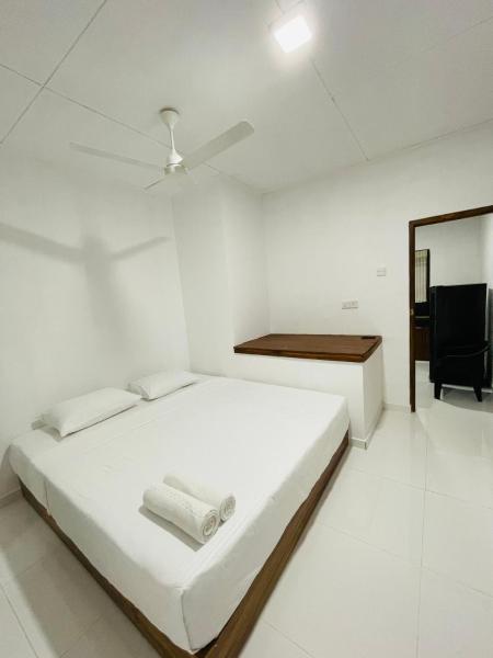 Greenbell Villa - Hikkaduwa