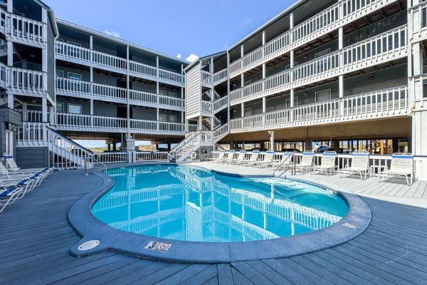 Gulf-view Condo Steps From The Beach Regatta 102a - Foley, AL