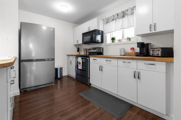 Luxury Guest Suite In The Heart Of White Rock - Surrey, BC