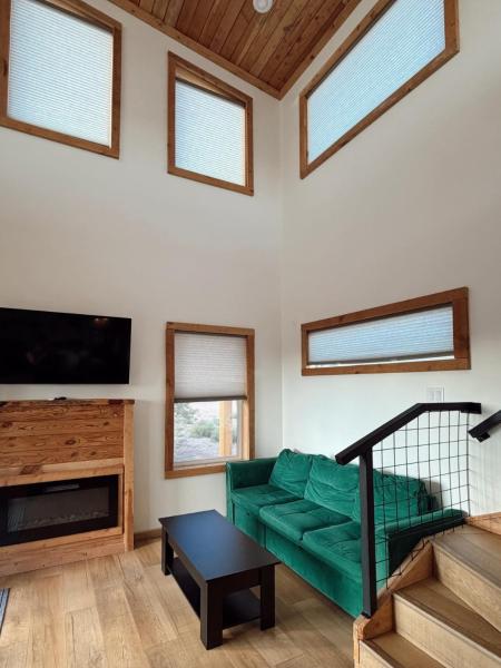 Photo 9 : Tiny Cabin #7 at The Cedars