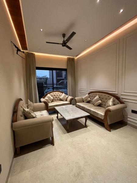 Paul's Stay 3bhk Luxury Home In Mohali - Sahibzada Ajit Singh Nagar