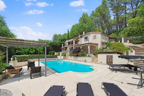 Villa Sleeps 7 With Outdoor Pool - Les Arcs