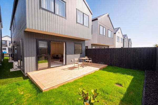 Modern Hobsonville 4 Bedroom Waterfront & Parking - オークランド