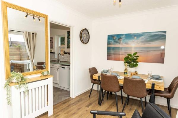 5 West -2 Bedroom House - Tenby - Tenby