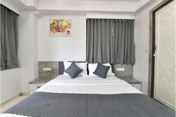 Fabhotel Visat - Ahmedabad