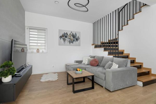 Przestronny Dom Z Tarasem, Ogrodem, Klimatyzacją I Parkingiem By Noclegi Renters - Krakau