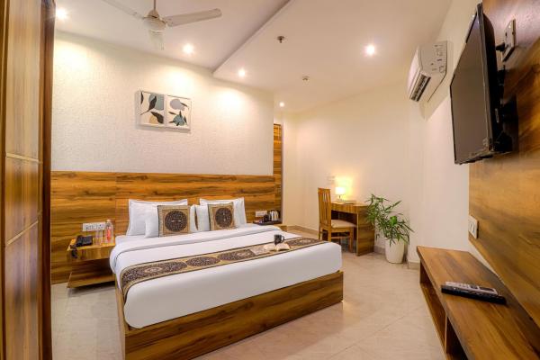 Hotel Apple Regency - Dehradun