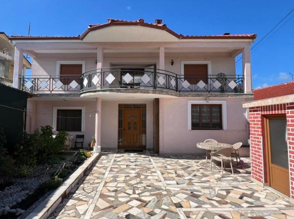 Dvoran Traditional House - Dardhe