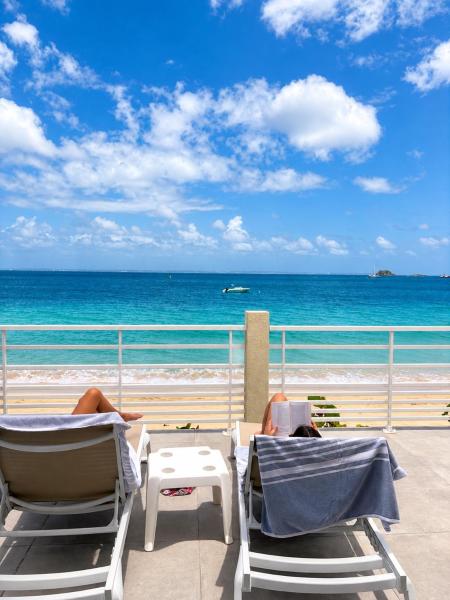 Suite 3 Mogador Residence, 1BR, brand-new, rare & luxury, beachfront