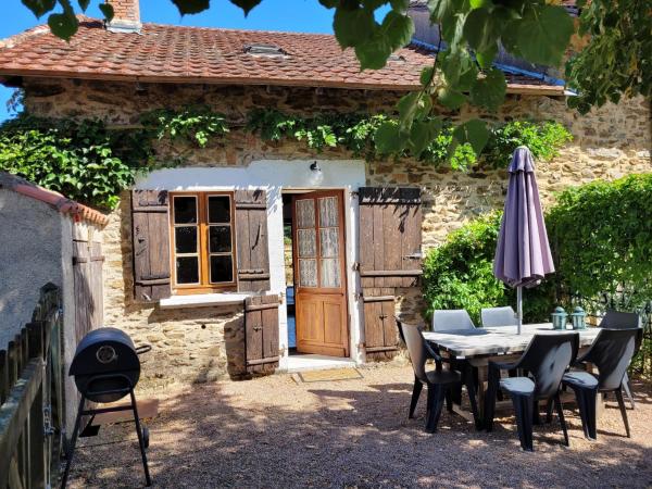 Authentic Estate In The Dordogne With A Private Swimming Pool - Dordogne