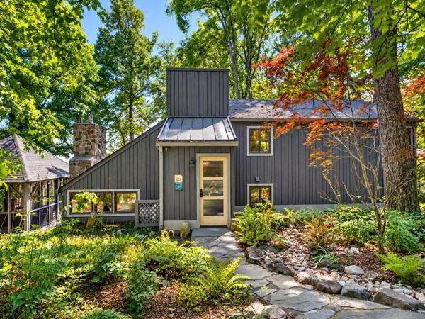 Merryland With Wintergreen Advantage - Virginia